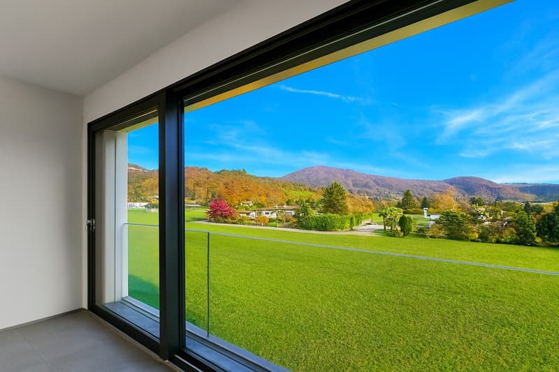 MONTEGGIO | Moderno 2.5 locali  Pigione CHF 1'270 Spese CHF 180 (3)