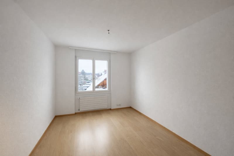 Helle 4.5-Zimmer-Wohnung mit Balkon in Bützberg – ab Oktober 2026 verfügbar (8)