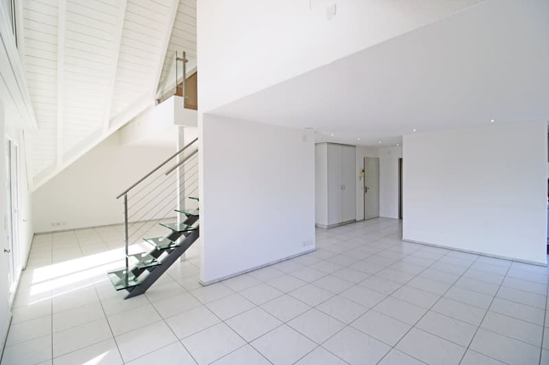 Ein absolutes Wohnjuwel, grosszügige 5.5-Zimmer-Maisonette-Wohnung zur Miete in Herzogenbuchsee (2)