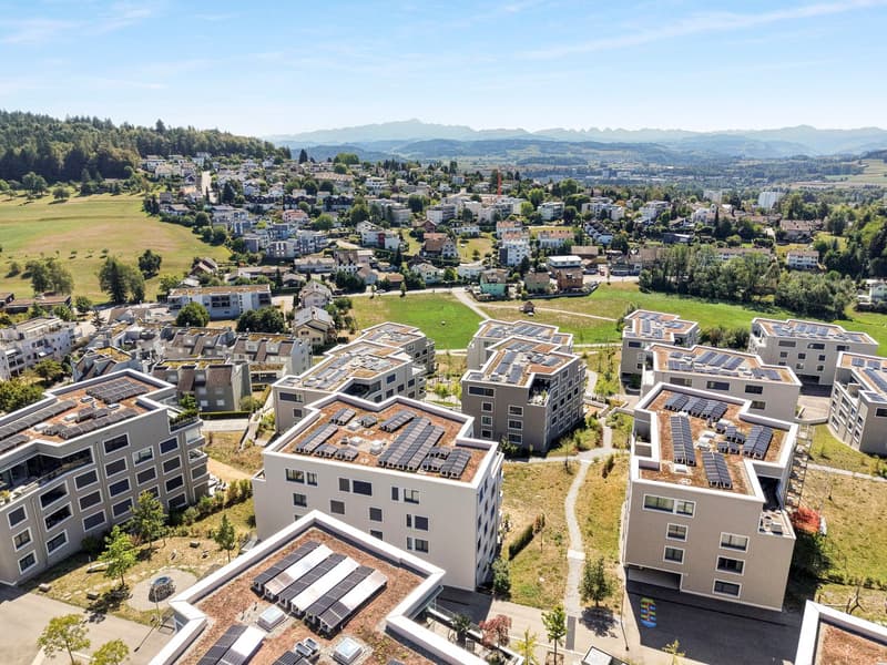Ein Zuhause mit Weit- und Bergblick sowie hoher Wohnqualität (18)