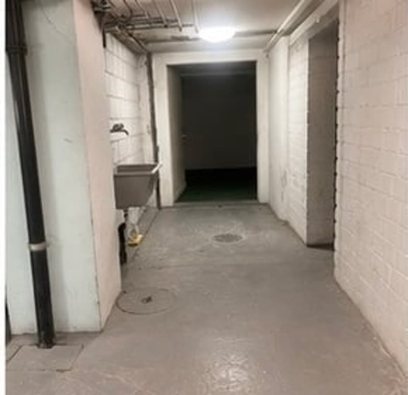 Vielseitige Gewerbe-, Büro- und Lagerfläche mit ca. 158 m² an Toplage in Oensingen (8)