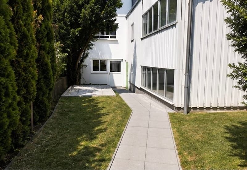 Vielseitige Gewerbe-, Büro- und Lagerfläche mit ca. 158 m² an Toplage in Oensingen (2)