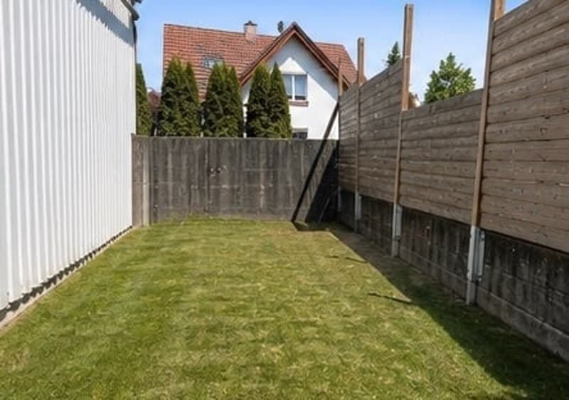 Vielseitige Gewerbe-, Büro- und Lagerfläche mit ca. 158 m² an Toplage in Oensingen (3)