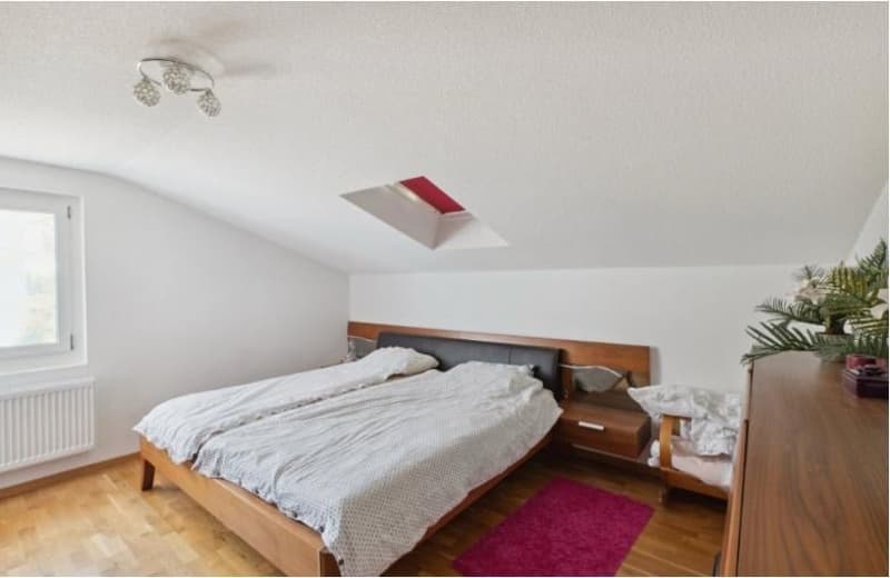 7.5-Zimmer-Doppeleinfamilienhaus an Südhanglage mit Alpenpanorama (15)