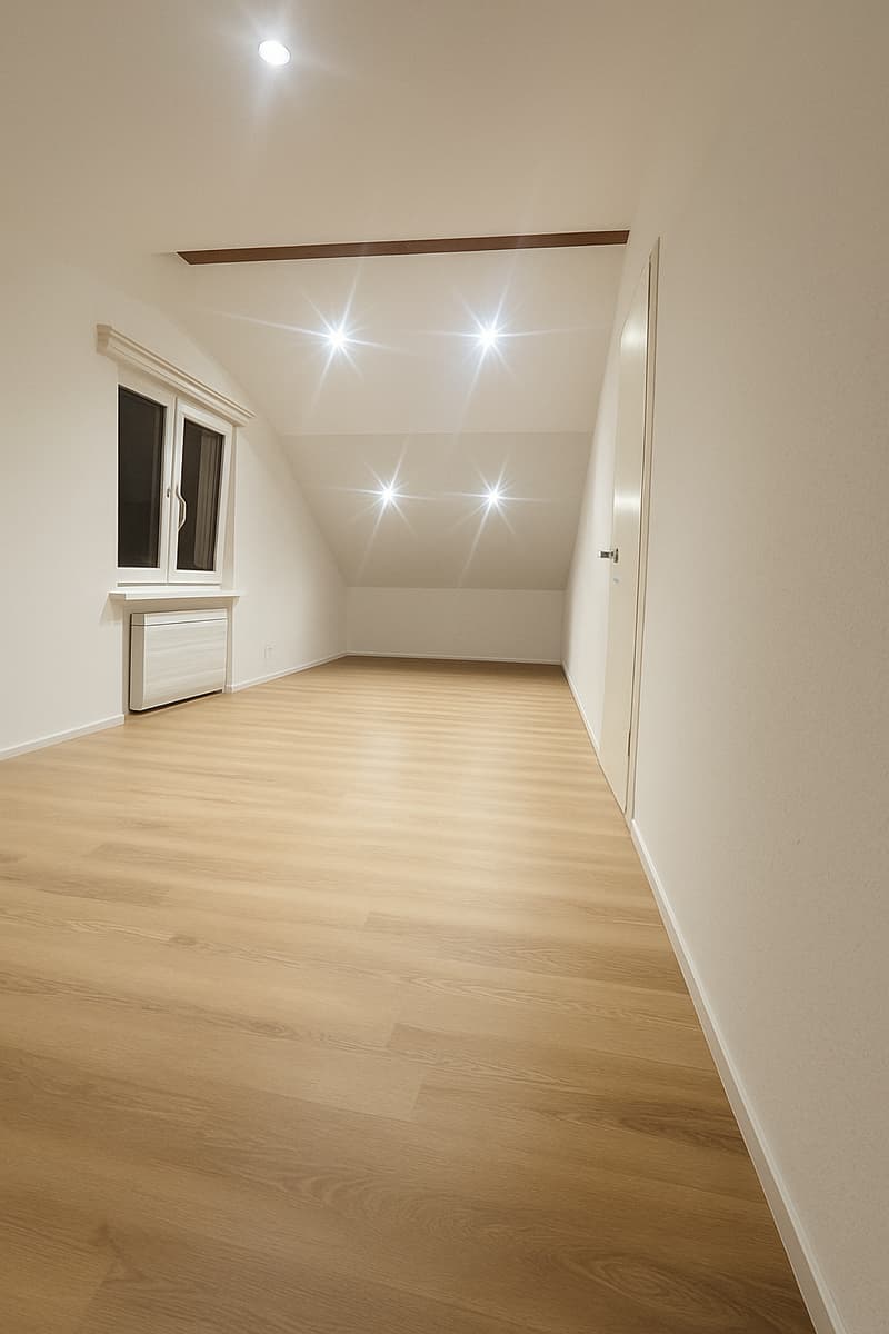 Frisch saniertes 4.5-Zimmer-Einfamilienhaus mit Pool & Ausbaupotenzial (10)
