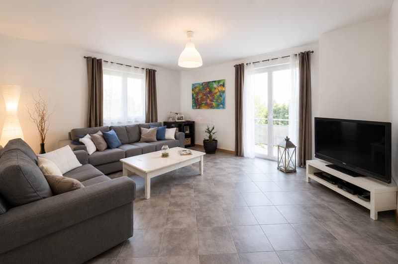 CRANS | Villa familiale de 240 m² avec 6 chambres et 7 stationnements (8)