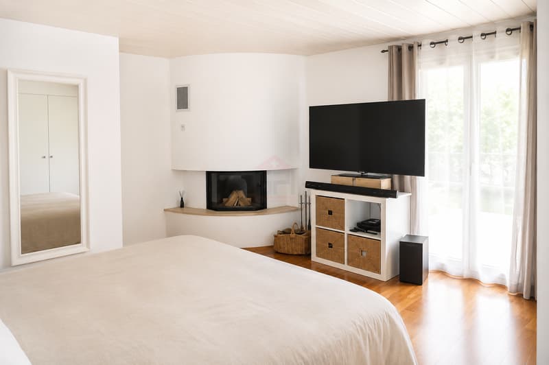 CRANS | Villa familiale de 240 m² avec 6 chambres et 7 stationnements (13)