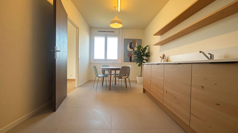 Somptueux appartement 6 pièces avec vue panoramique (3)