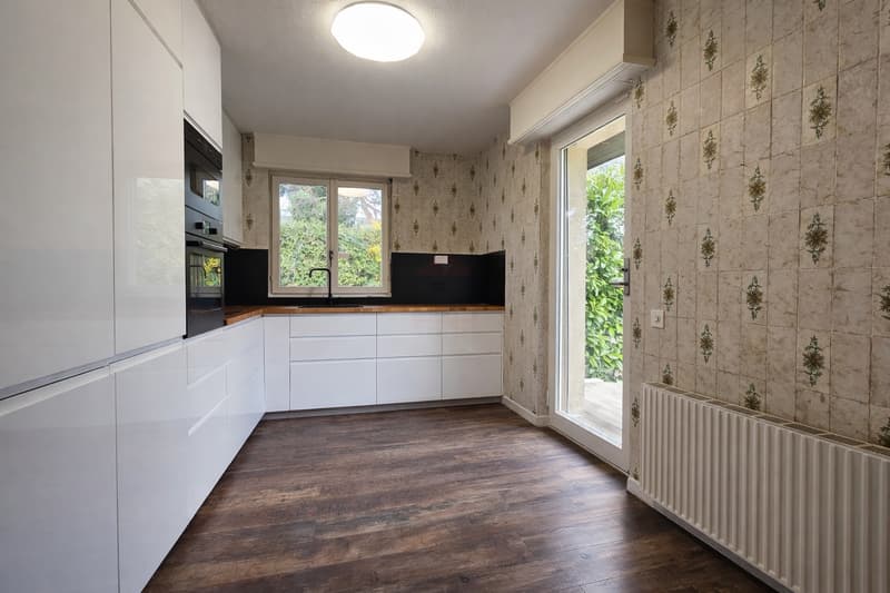 Élégante villa individuelle aux volumes généreux sur parcelle arborée de 1'088 m² (6)