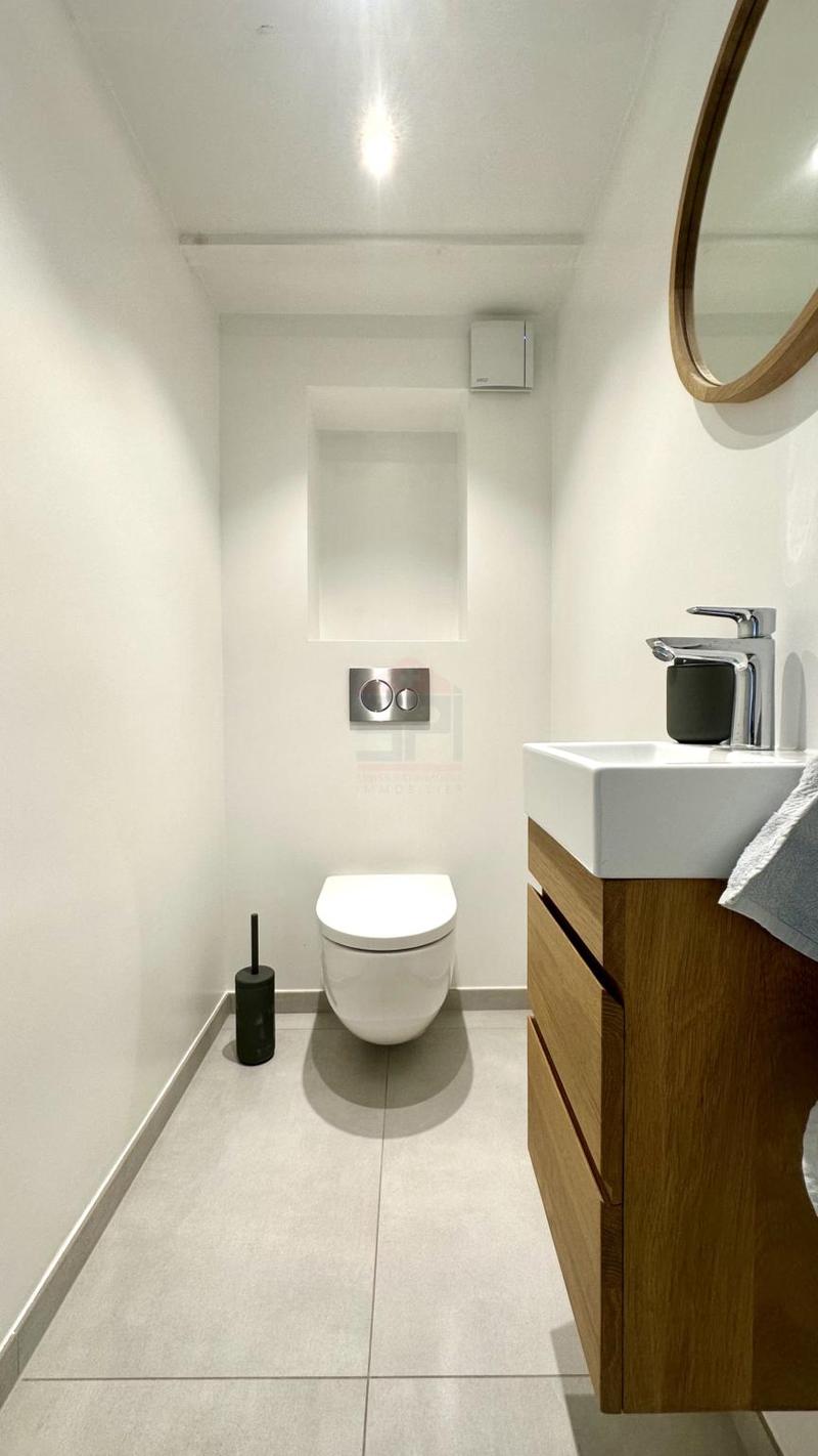 Propriété de charme de 6 pièces et 220 m² dans un cadre verdoyant et préservé (13)