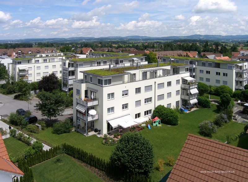 Familienwohnung zum Wohlfühlen in Oetwil am See (1)