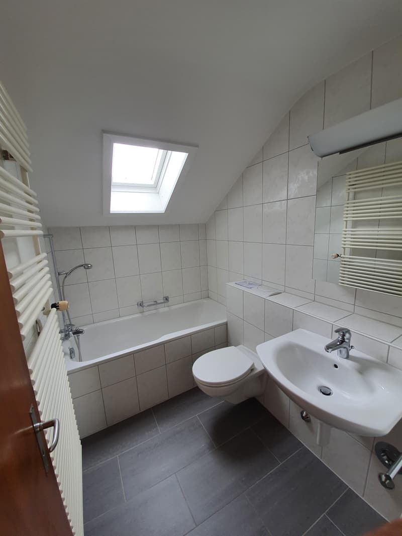 3-Zimmer-Wohnung im 5. Obergeschoss mit toller Aussicht! (3)