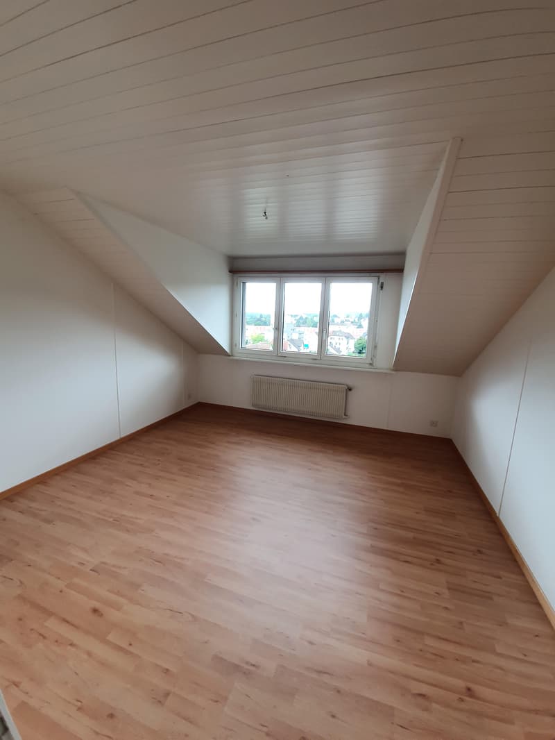 3-Zimmer-Wohnung im 5. Obergeschoss mit toller Aussicht! (5)