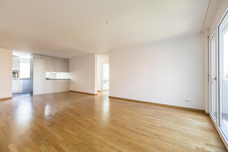Wohnen und Wohlfühlen - 4.5-Zimmer-Wohnung in Rafz (4)