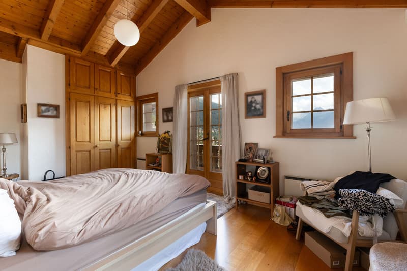 Chalet avec Permis pour Rénovation! (7)
