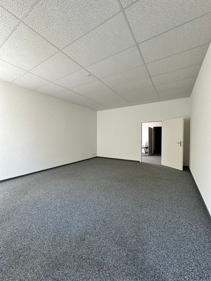 Flexible Bürofläche zu vermieten: 1 - 3 Büroräume mit diversen Extras in Füllinsdorf (5)