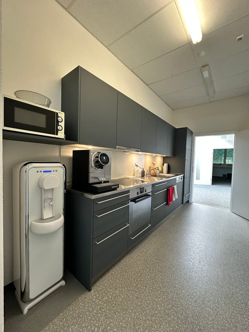 Flexible Bürofläche zu vermieten: 1 - 3 Büroräume mit diversen Extras in Füllinsdorf (9)