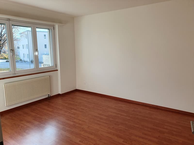 Charmante 2.5-Zimmer-Wohnung mit Balkon in Balsthal (4)