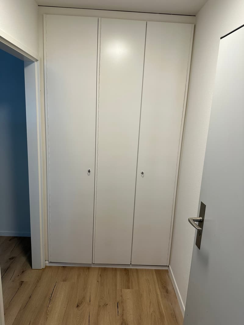 Helle 2.5-Zimmer-Wohnung mit Balkon (7)