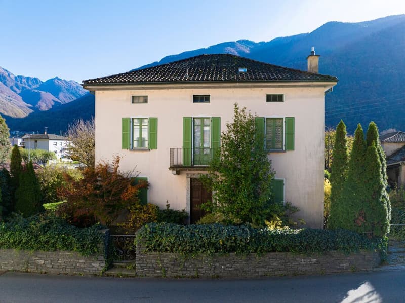 Villa con 2 Terreni edificabili (5)