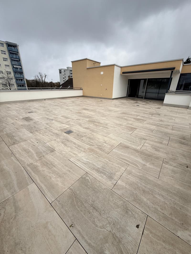 Moderne 3.5-Zimmer-Attikawohnung im Neubau – Wohlen, sofort verfügbar (6)