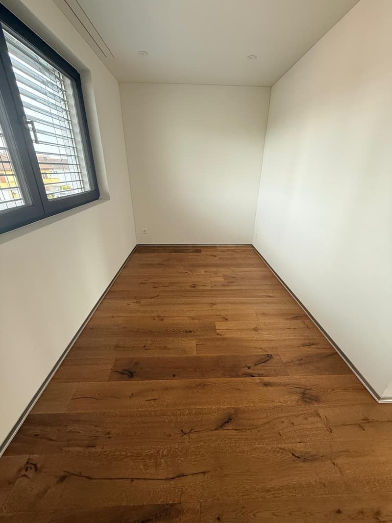 Moderne 3.5-Zimmer-Attikawohnung im Neubau – Wohlen, sofort verfügbar (3)