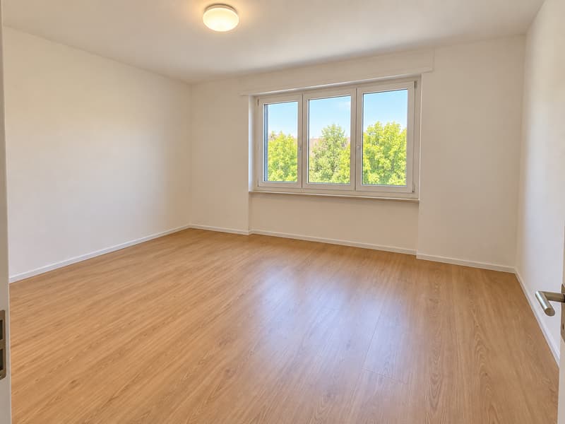 Helle 3-Zimmer-Wohnung mit Balkon in Opfikon – ab Dezember 2026 verfügbar (4)