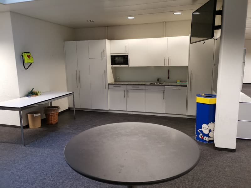 Mieten Sie da wo es sich lohnt, Geschäfte zu machen! Büro- und Praxisräume mit Stil. (9)