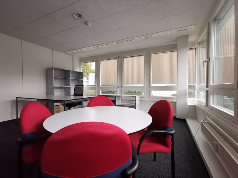 Mieten Sie da wo es sich lohnt, Geschäfte zu machen! Büro- und Praxisräume mit Stil. (6)