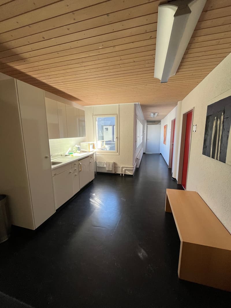 Modernes Einzelbüro an Top Lage in Baden-Dättwil (2)