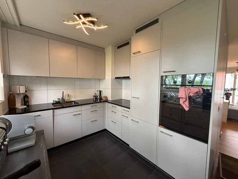 Helle 3.5 Zimmer Wohnung mit Balkon in Regensdorf per 1. Sept. mieten (4)