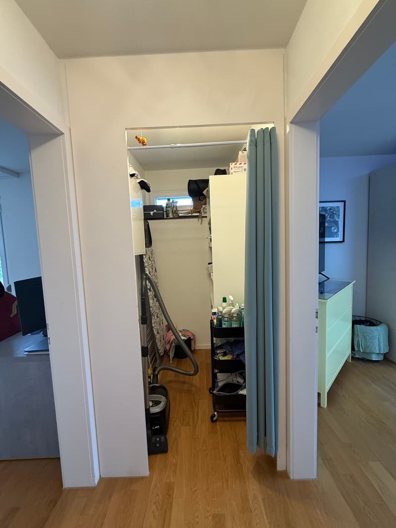Helle 3.5 Zimmer Wohnung mit Balkon in Regensdorf per 1. Sept. mieten (13)
