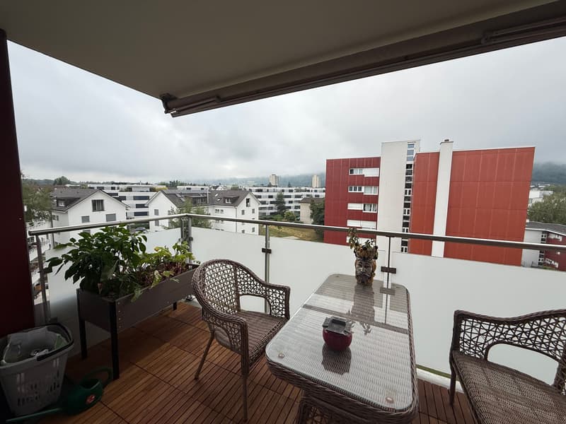 Helle 3.5 Zimmer Wohnung mit Balkon in Regensdorf per 1. Sept. mieten (9)