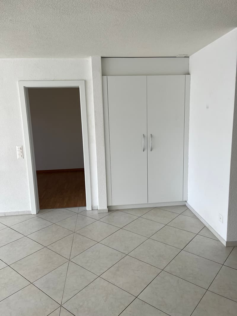 Helle 3.5-Zimmer-Wohnung mit Süd-Balkon in Eschenbach (8)