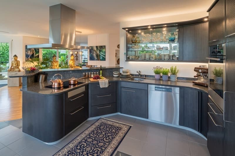 5.5 Zimmer Attikawohnung mit 550 m² Gartenterrasse, ein Traum.... (4)