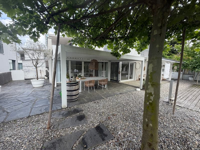 Moderne Architektur trifft auf Wohnkomfort – mit vielseitigem Untergeschoss in ruhiger Lage von Thun (16)