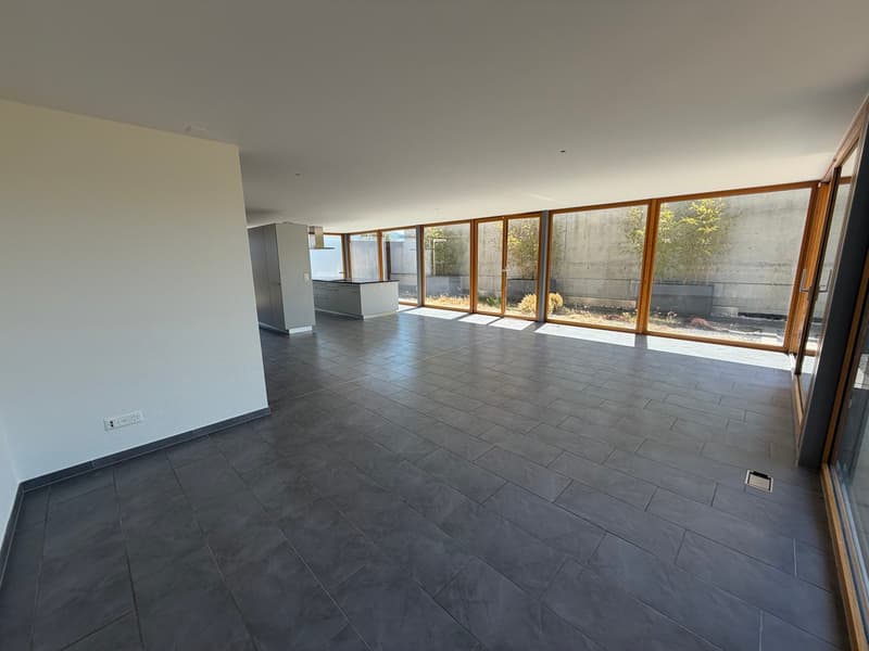 Modernes 5-Zimmer-Reihenhaus mit sonnigem Garten in familienfreundlicher Lage (5)