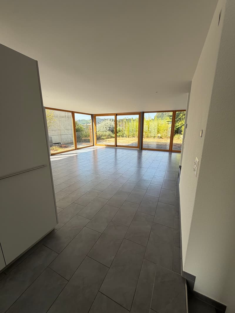 Modernes 5-Zimmer-Reihenhaus mit grossem Garten und hochwertiger Ausstattung in Abtwil SG (3)