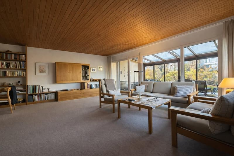 Familienfreundliches Doppeleinfamilienhaus mit Wintergarten und schöner Aussicht in Hinteregg (4)