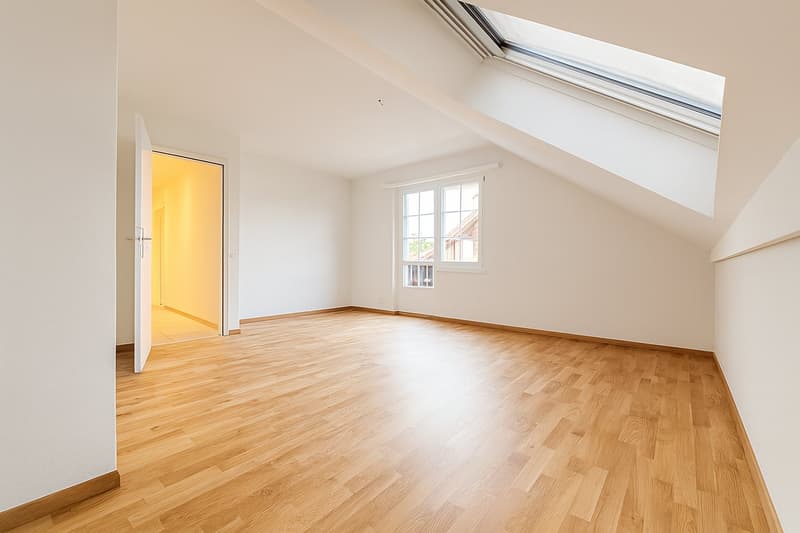 Willkommen in Ihrem neuen Zuhause in Winkel - Exklusive 4.5 Zimmer-Dachwohnung (12)