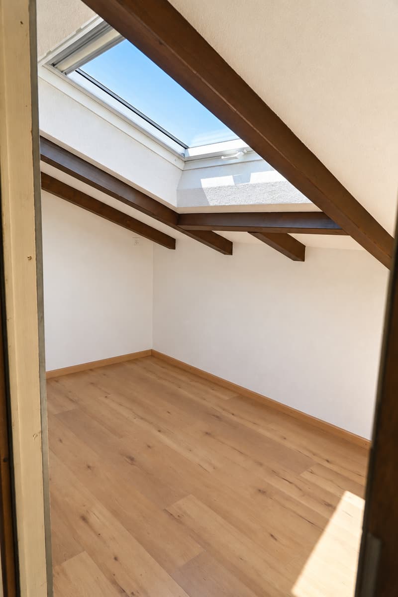 Gemütliche 2.5-Zimmer-Dachwohnung mit schöner Aussicht in Uetliburg (7)
