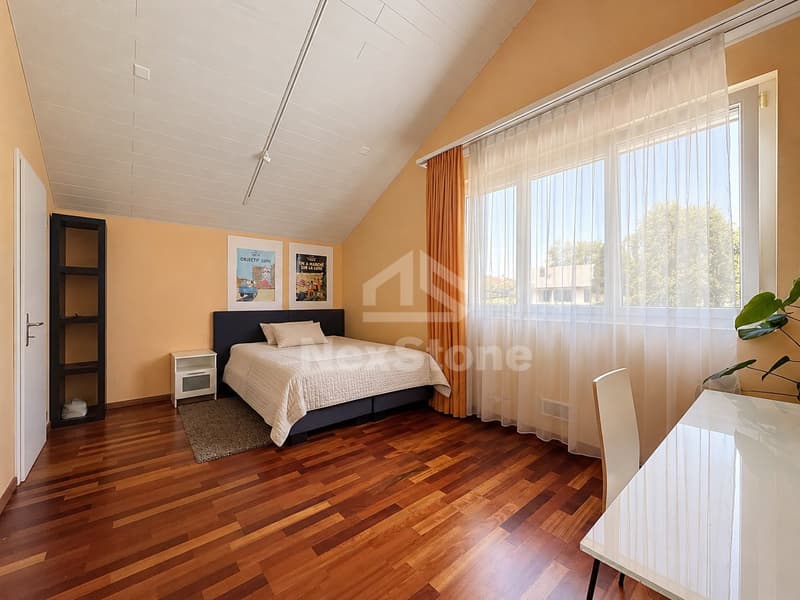 Maison individuelle de 7.5 pièces avec belle vue dégagée sur les montagnes (12)