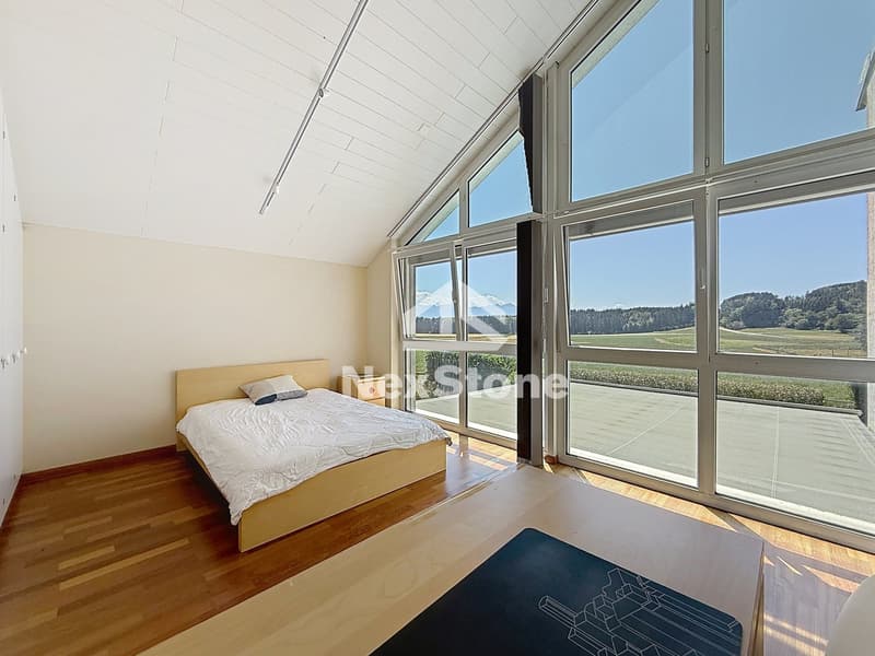 Maison individuelle de 7.5 pièces avec belle vue dégagée sur les montagnes (9)