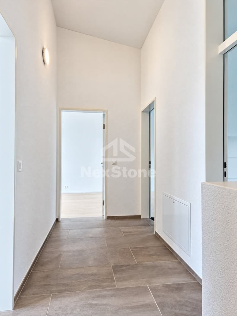 Lichtdurchflutetes Doppeleinfamilienhaus an ruhiger Lage (15)