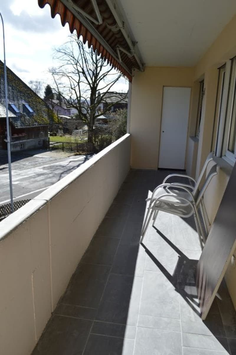 Appartement lumineux 4,5 pièces avec grand balcon à Utzenstorf à vendre (4)