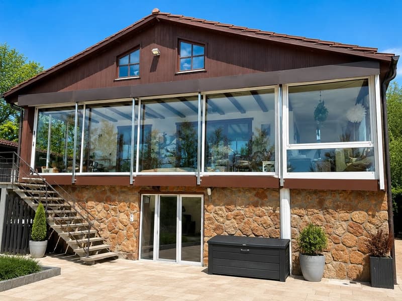 6.5-Zimmer-Chalet mit Seeblick in Chevroux kaufen - 2 Wohneinheiten (1)