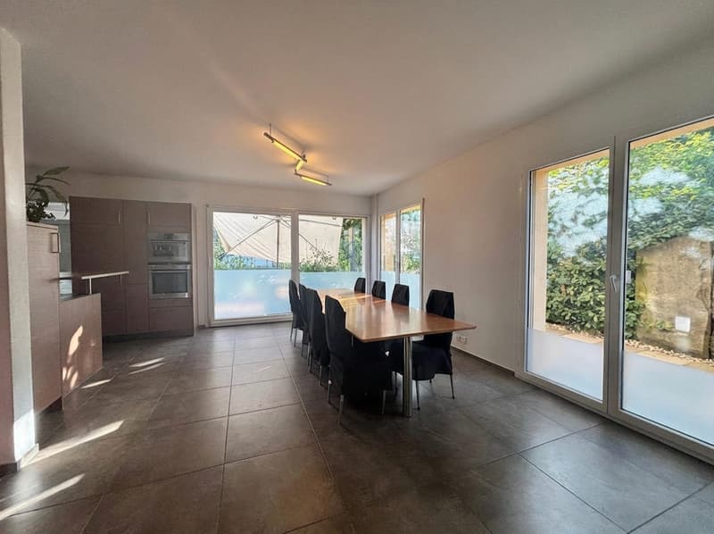 Attraktives und charaktervolles 8-Zimmer-Einfamilienhaus in Kriegstetten (6)