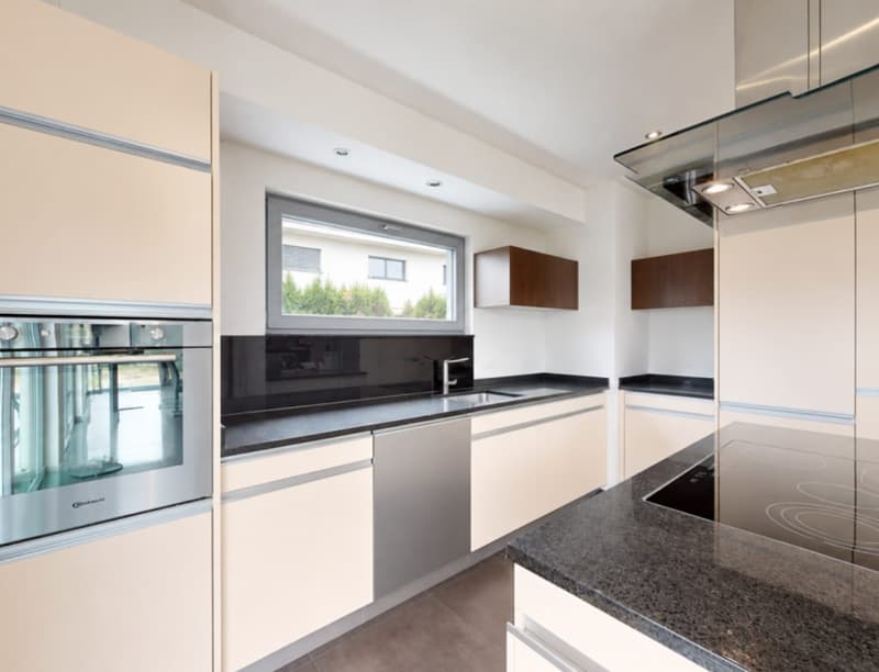 7.5-Zimmer-Einfamilienhaus mit Balkon & Garten in Kriegstetten kaufen (8)