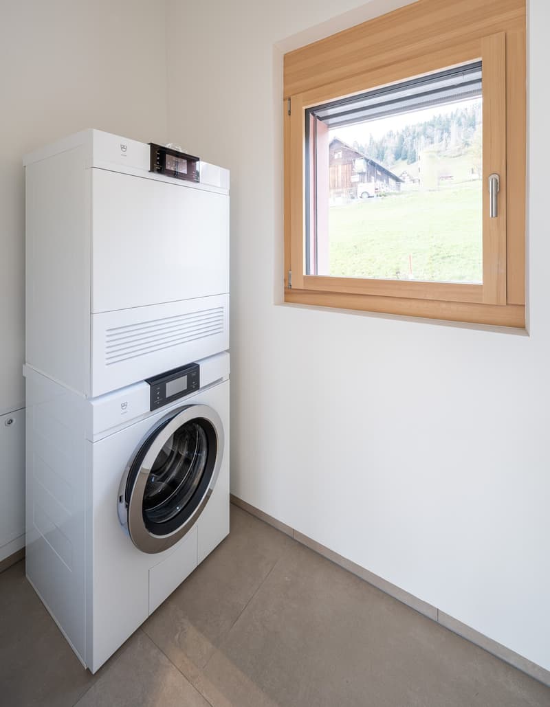 Moderne 5.5-Zimmer-Maisonette-Wohnung mit Panoramablick in Wildhaus (15)