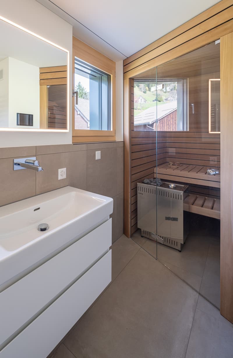 2.5 Zimmer Dach-Wohnung mit Galerie (10)